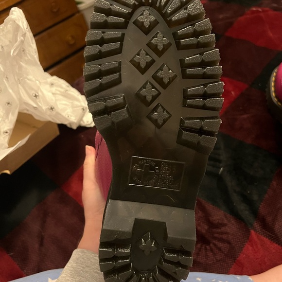 Doc’s for Sale - Picture 2 of 5